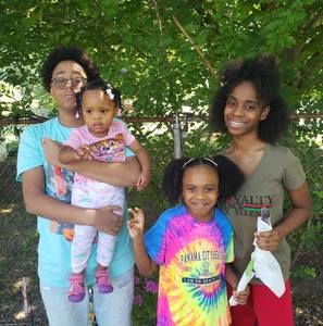 Meet your Posher, Yvonne